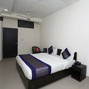 Hotel Oyo 11605 Aravali